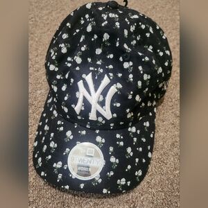 Women's New York Yankees Baseball Cap